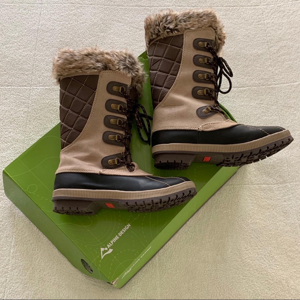 Alpine Design Warm Winter Boots! Brown & Tan. 9